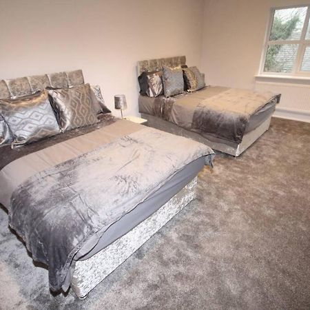 Great West Road Apartments Flat D London Bagian luar foto